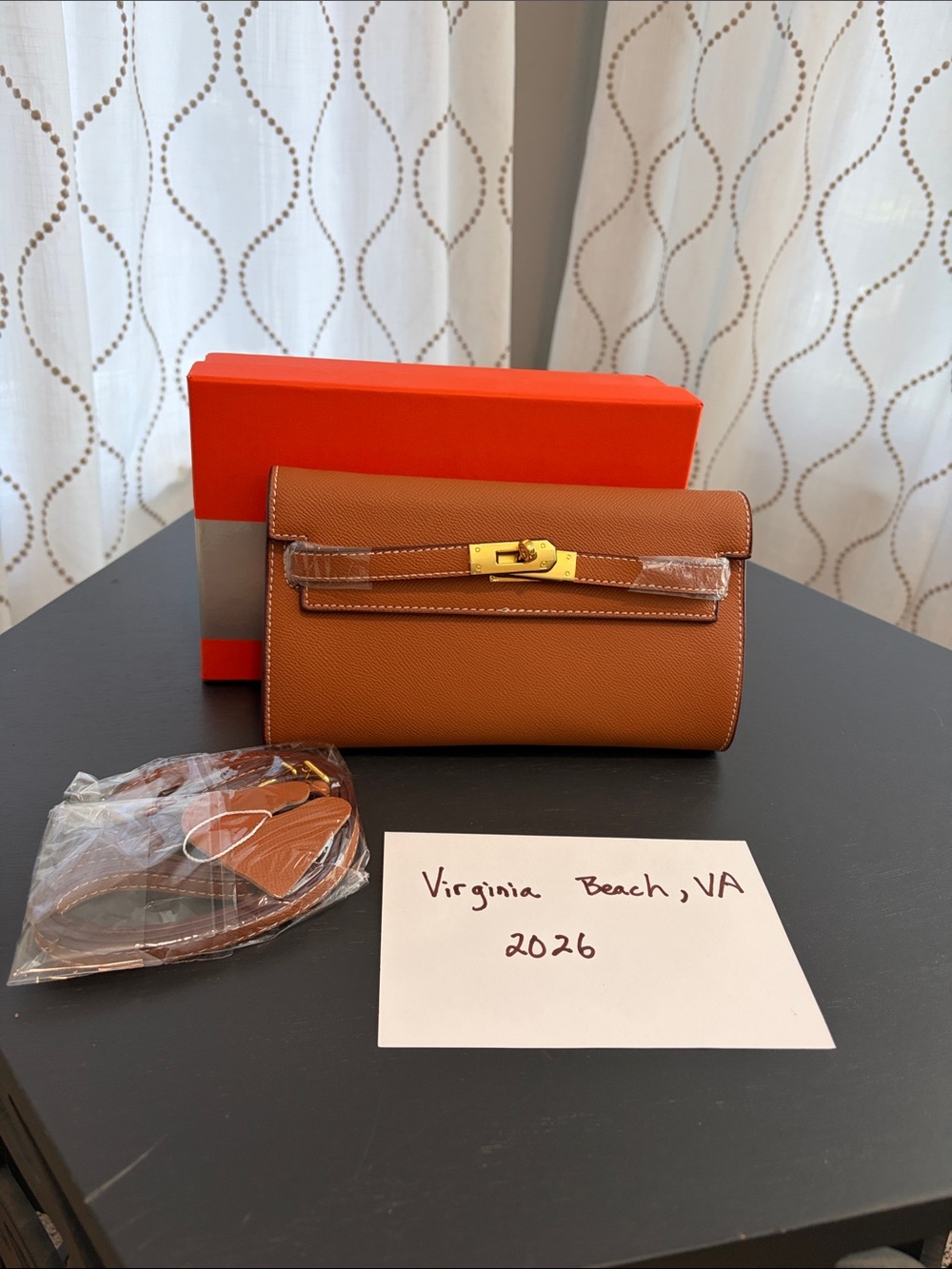 Classic Women's Leather Clutch Wallet in Tan, influencer fail